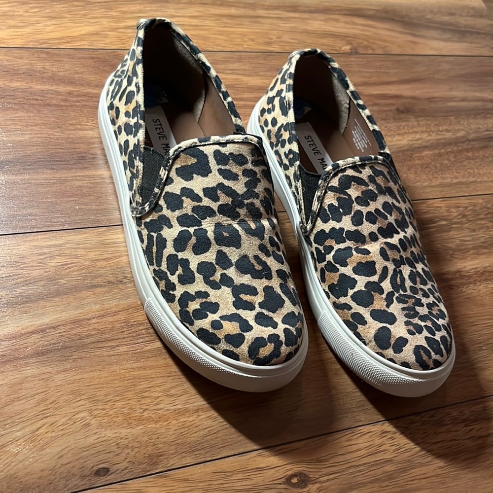 Steve Madden leopard slip on sneakers